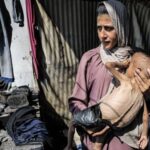 Gaza entre a fome e o fogo: como a ajuda humanitária virou armadilha mortal / Foto: Ahmed Jihad Ibrahim Al-arini/Anadolu/Getty Images
