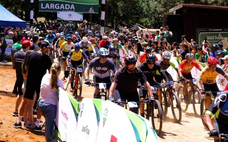 Prova será neste domingo (27) e reúne atletas de várias idades no circuito de mountain bike urbano do Parque Alberto Simões