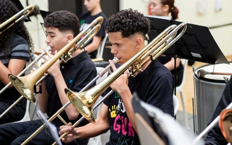 GURI oferece mais de 1.500 vagas gratuitas para cursos de música em São José dos Campos e região