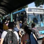 Proposta defende ambientes livres do tabaco em locais abertos frequentados por crianças e cita modelos da Europa como referência. Se aprovado, parques, pontos de ônibus e proximidades de escolas podem se tornar áreas livres do fumo passivo