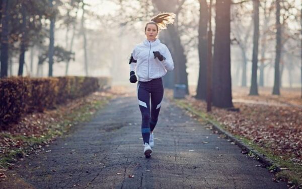 Treinar no frio faz bem? Veja os benefícios para o corpo e a mente
