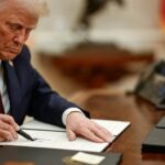 Presidente dos EUA amplia guerra comercial e impõe sobretaxa a importações do Canadá, Suíça, Síria e outros países