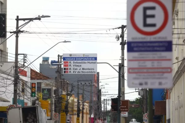 O último reajuste na Zona Azul de SJC havia sido feito em fevereiro de 2023