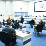 Sessão morna na Câmara adia embate com oposição e aprova só cinco projetos