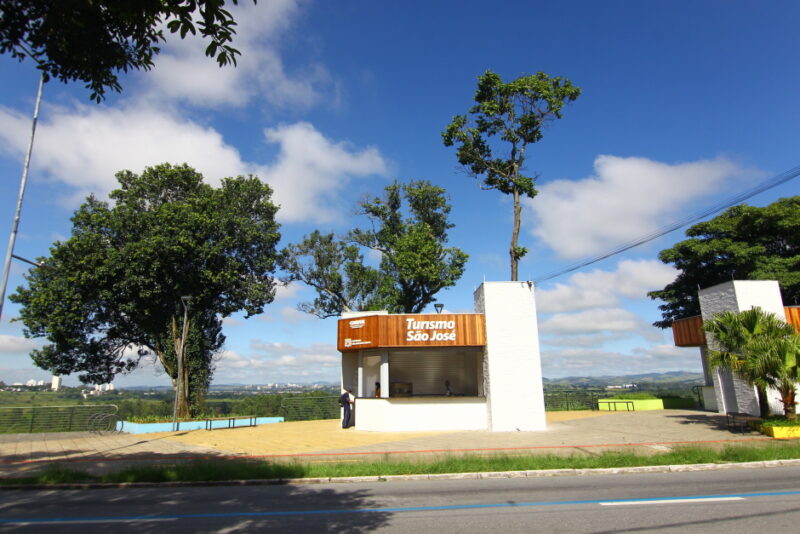 A empresa União Atitude Paulista venceu o leilão eletrônico aberto pela Prefeitura para concessão de uso e exploração comercial dos quiosques da Orla do Banhado, na região central de São José dos Campos.