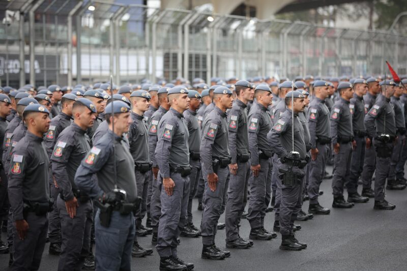 As inscrições para as 2,2 mil vagas de soldados da Polícia Militar do Estado de São Paulo começam nesta segunda-feira (8) e devem sem feitas exclusivamente pelo site da Fundação Vunesp