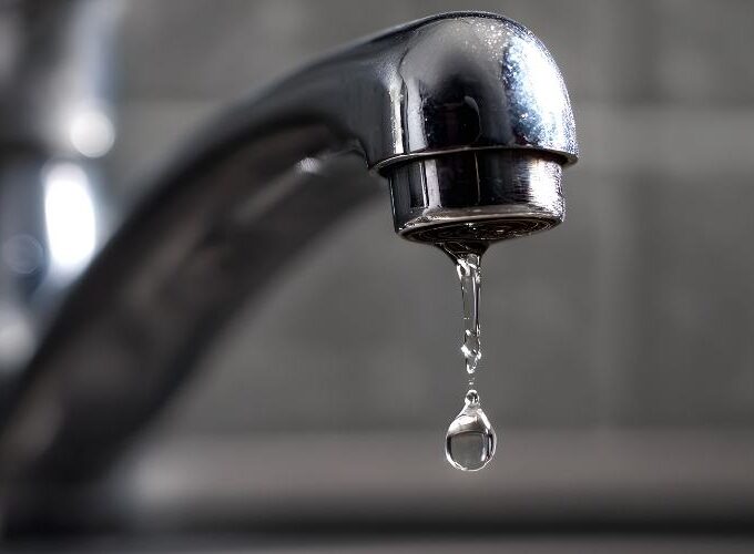 Crise hídrica: Sabesp amplia redução de pressão na Grande SP