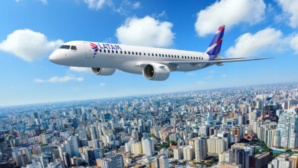Embraer fecha contrato para entregar até 74 aviões à LATAM