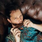 Gabriel já colaborou com cantores renomados como Beth Carvalho, Xande de Pilares, Chico Buarque, Djavan, Milton Nascimento e os instrumentistas Jacques Morelenbaun e Hermesto Pascal