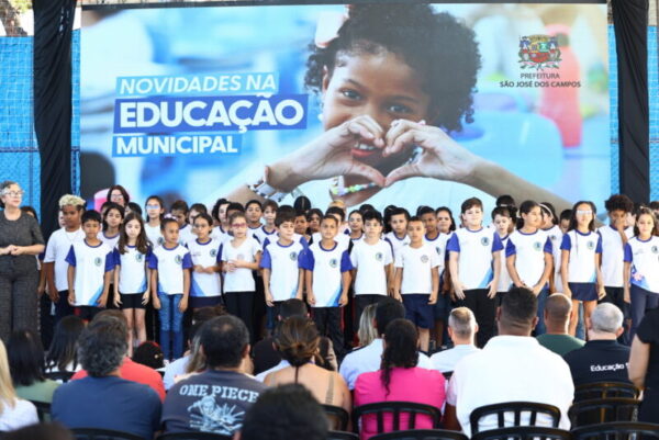 Prefeitura anuncia novidades na Educação Municipal para 2026 em São José dos Campos