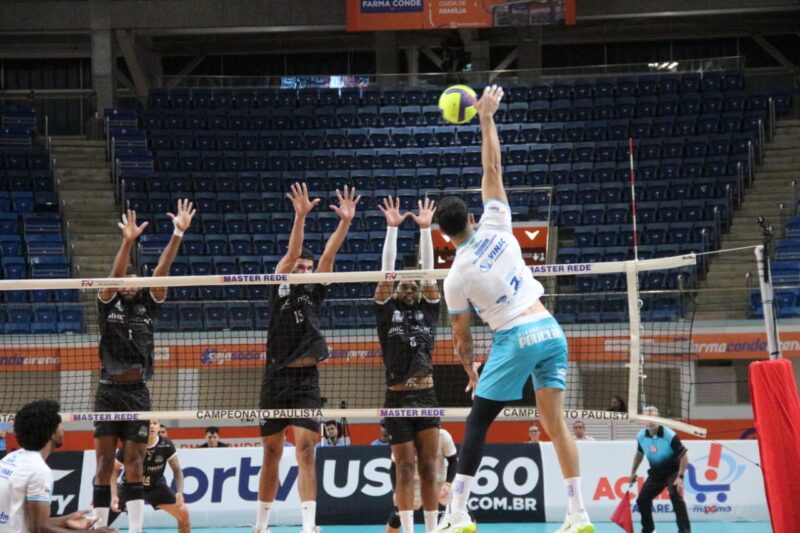 Viapol Vôlei São José atropela Mogi e entra na zona de playoffs do Paulista
