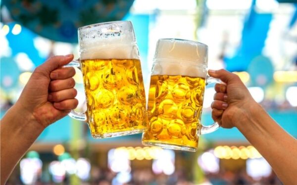 Oktoberfest segue até domingo no Shopping Jardim Oriente em São José