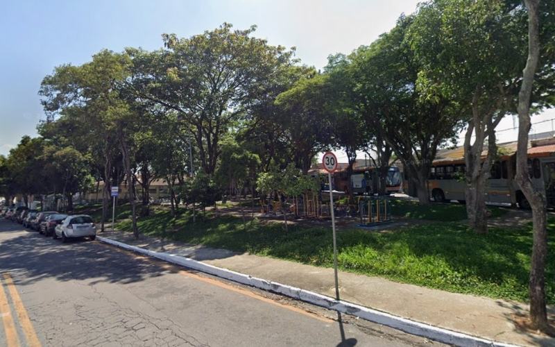 Praça Assis Chateaubriand na Vila Tesouro
