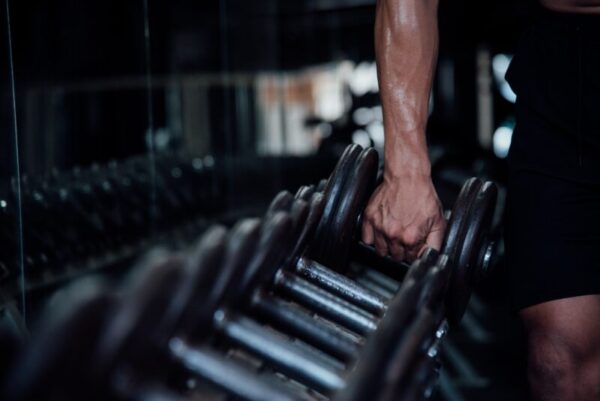 Setor fitness cresce e número de academias quase triplica no Brasil em dez anos