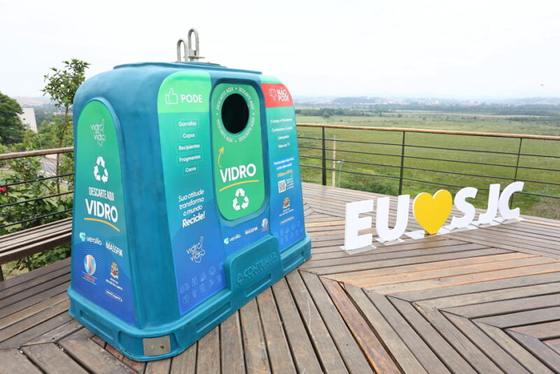 Ecopontos para descarte de vidro são instalados na cidade