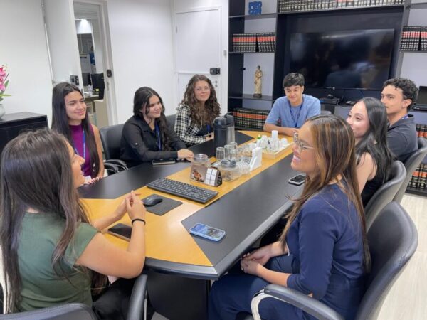 Prefeitura abre 98 vagas de estágio para 2026 em São José dos Campos