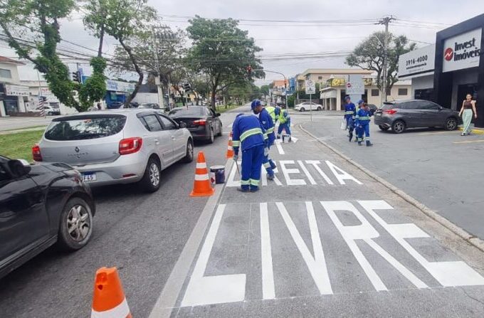 Prefeitura inicia projeto "Direita Livre" para melhorar o trânsito