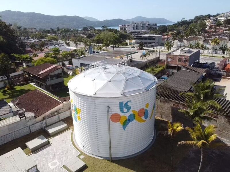 Vai faltar água no Ano Novo? Sabesp aposta R$ 470 milhões no Litoral Norte para conter um velho problema do verão