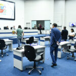 Sessão é sobrestada e Câmara entra na reta final com pauta travada, pressões acumuladas e duas semanas decisivas antes do recesso