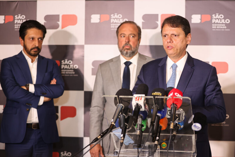 Governo de SP, União e Prefeitura pedem fim do contrato da Enel após falhas reiteradas no fornecimento de energia