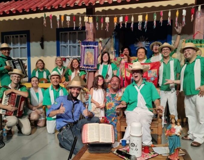 Evento gratuito chega a São José dos Campos de 11 a 14 de dezembro com shows, folia de Reis, circuito de ateliês e manhã infantil no Parque Vicentina Aranha