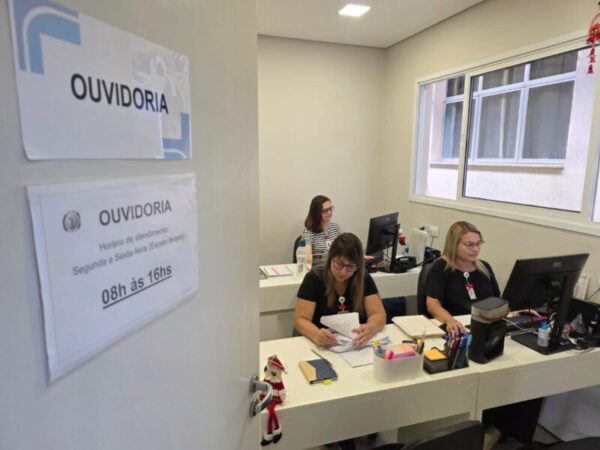 Ouvidoria já atende em novo espaço na recepção do HM