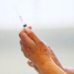 Vacinação contra bronquiolite para gestantes começa na quinta