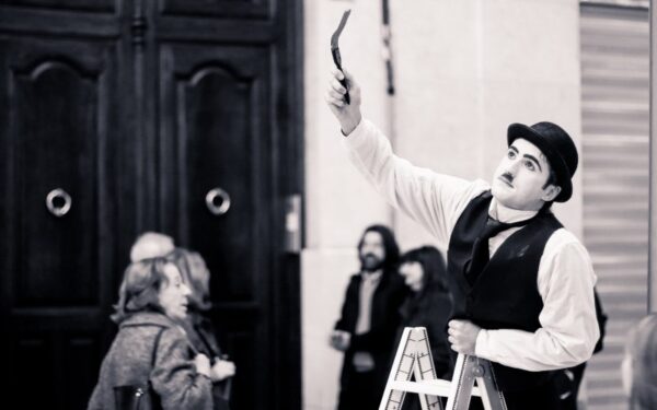 Chaplin no Cine Santana clássicos do cinema mudo entram em cartaz com sessões gratuitas