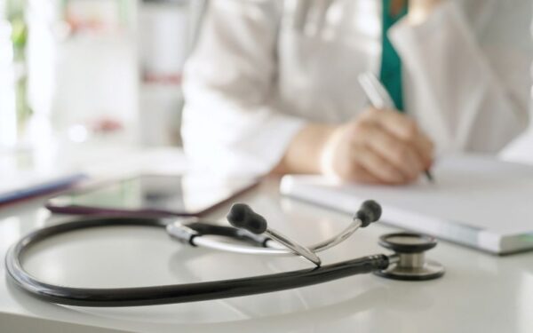 Cursos de Medicina em São José e Taubaté recebem nota baixa e entram na mira do MEC