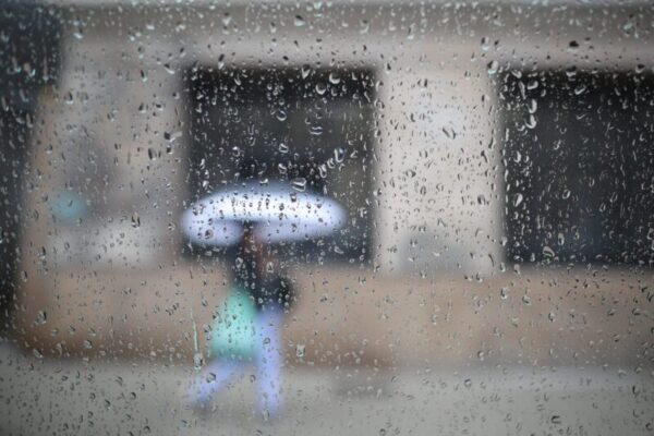 Defesa Civil emite alerta para chuvas intensas no Vale do Paraíba e Litoral Norte