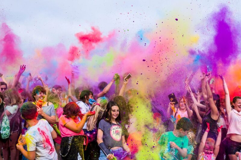 Festa das Cores acontece em São José dos Campos nesta semana