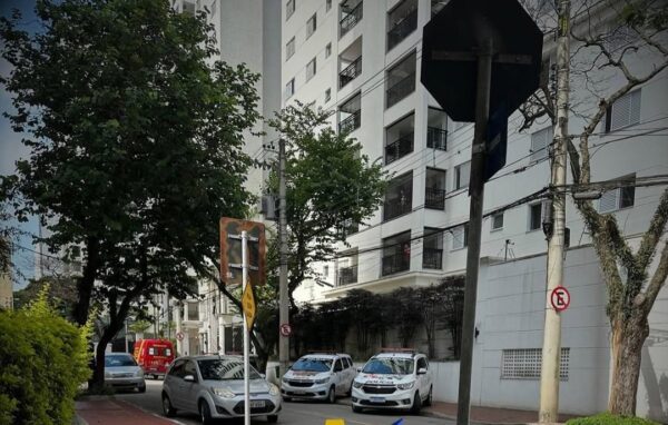 Homem é morto a tiros dentro de apartamento no Aquarius; autor é policial civil aposentado