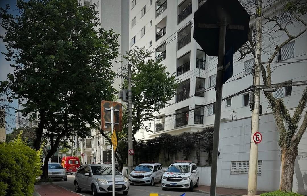 Homem é morto a tiros dentro de apartamento no Aquarius; autor é policial civil aposentado