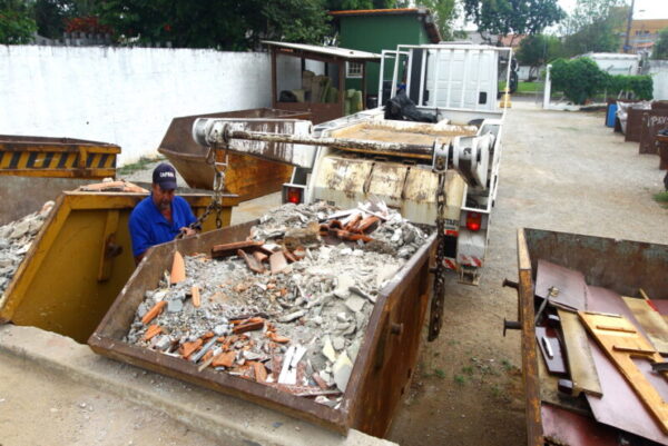 PEVs 200 mil pessoas fizeram o descarte consciente em 2025