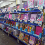 Procon de São José fiscaliza lojas que vendem material escolar