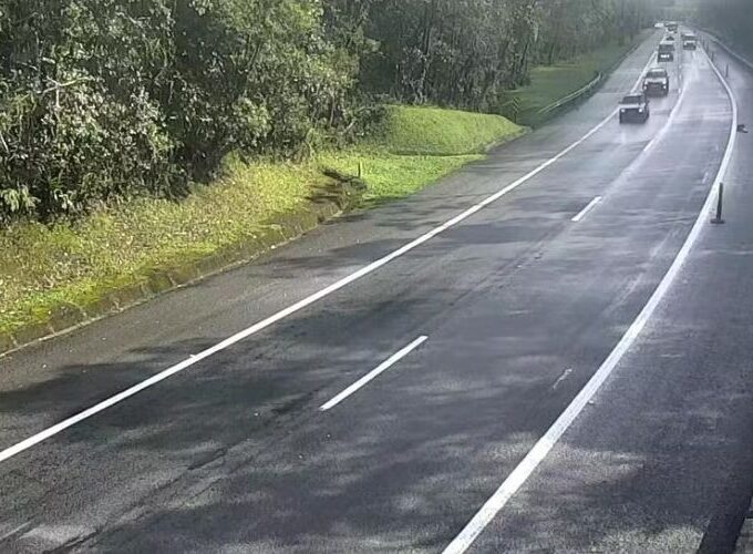 Serra Antiga da Tamoios é liberada após 12 horas fechada por risco de deslizamentos