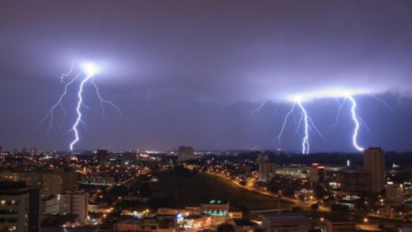 Temporais colocam Vale em alerta, e São José entra no radar dos avisos no celular