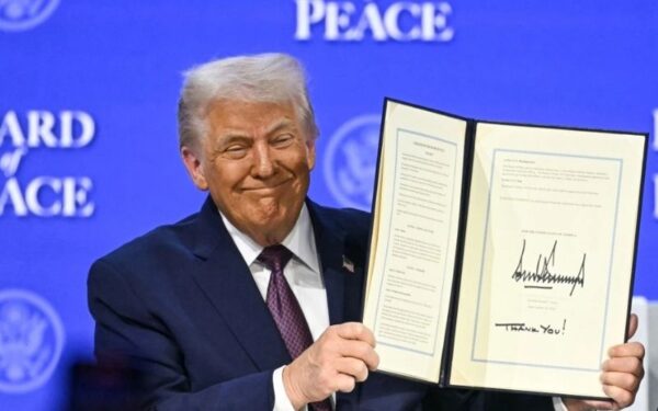 Trump lança em Davos Conselho da Paz e gera receio de esvaziamento do papel da ONU