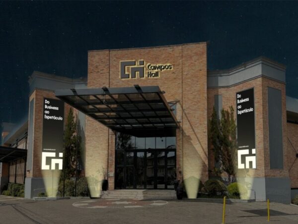 Baile de Gala Pré-Carnaval leva luxo e carnaval sofisticado a Campos do Jordão