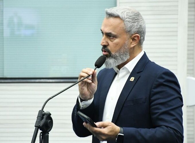 Autor do projeto, vereador Claudio Apolinário (PSD).