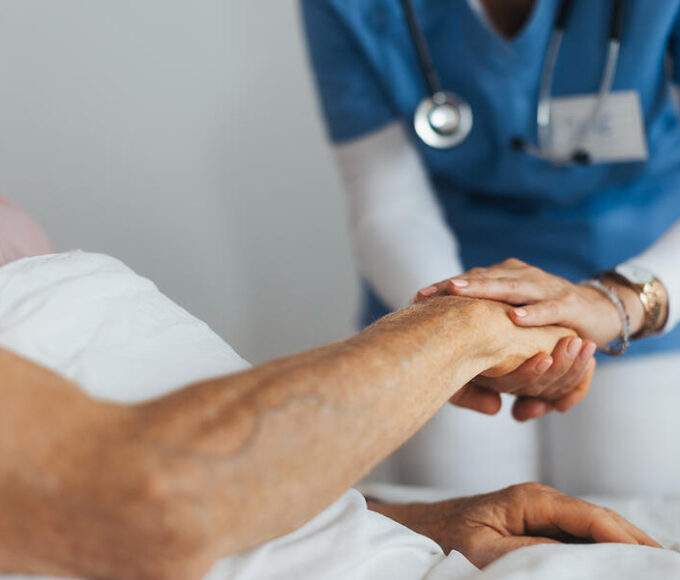 Brasil enfrenta mais de 700 mil casos de câncer por ano; prevenção e diagnóstico precoce estão no centro do debate no Dia Mundial do Câncer