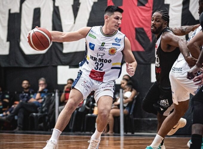 Com bola decisiva de Adyel, São José vence o Vasco no Rio e confirma fase no NBB