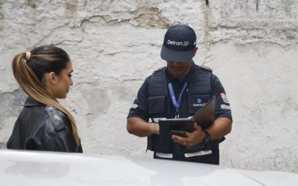 Novo modelo da CNH faz disparar procura por habilitação em São José dos Campos