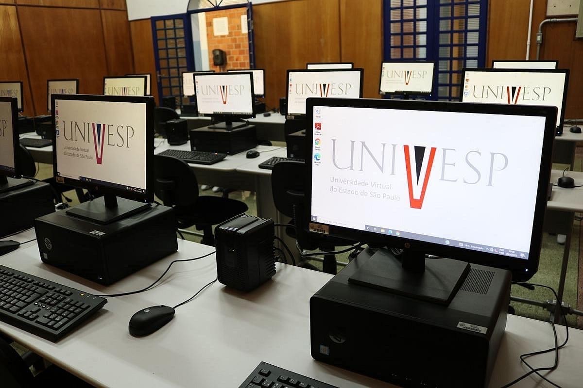 Univesp abre inscrições para Vestibular 2026 com mais de 24 mil vagas; São José dos Campos tem três polos