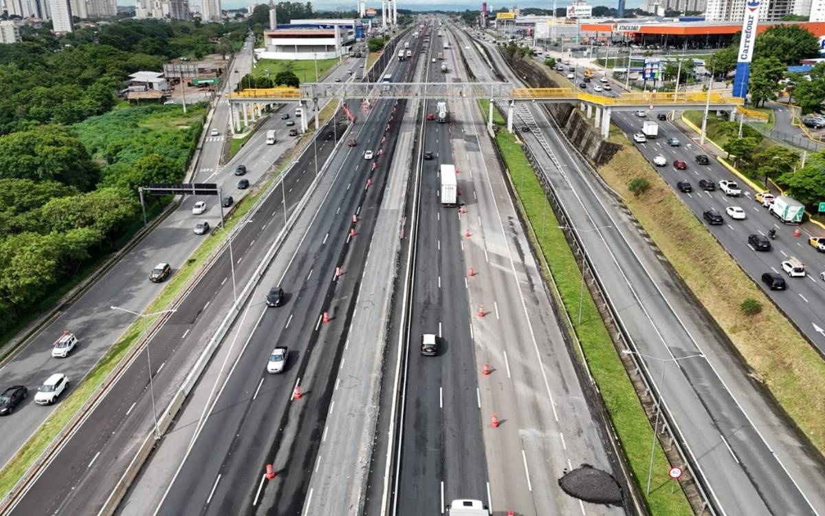 Novo trecho de pistas marginais da Dutra já está liberado em São José