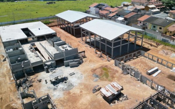 Em exclusiva ao Diário, secretária Ruth Zornetta confirma contrato assinado e retomada das obras da Efeti Bosque dos Ipês para meados de abril, após dois anos de paralisação