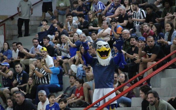 São José Basketball inicia venda de ingressos para jogos decisivos contra Osasco e Bauru