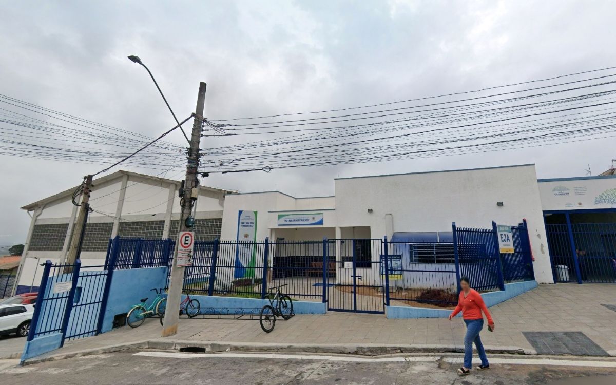 Escola Municipal Professora Maria Ophélia Veneziani Pedrosa, no Jardim Pôr do Sol