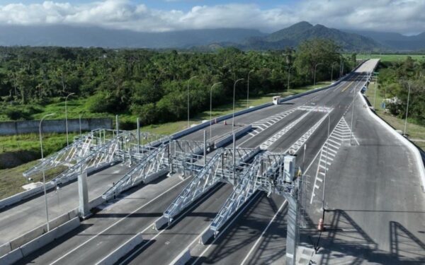 O governo federal suspendeu 3,4 milhões de multas aplicadas pelo não pagamento de pedágio no sistema de cobrança eletrônica sem cancelas, conhecido como free flow