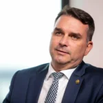 Câmara de São José pode votar Título de Cidadão Joseense para Flávio Bolsonaro nesta quinta
